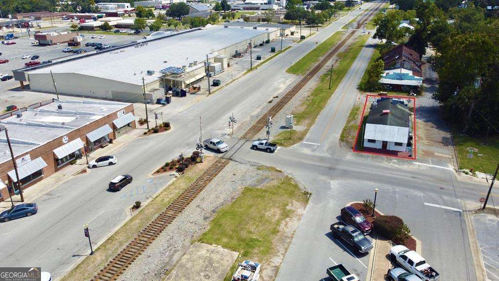 21 Fair Street Baxley, GA 31513 - Photo 3 of 36