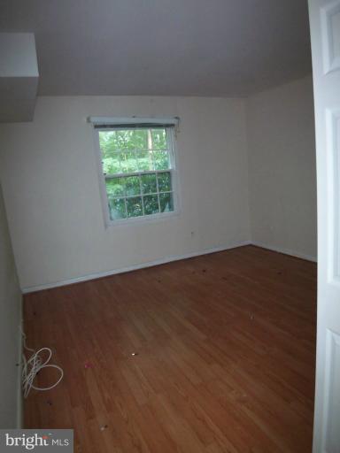 5905 Kingsford Road, Unit 393 Springfield, VA 22152 - Photo 5 of 8 Bedroom