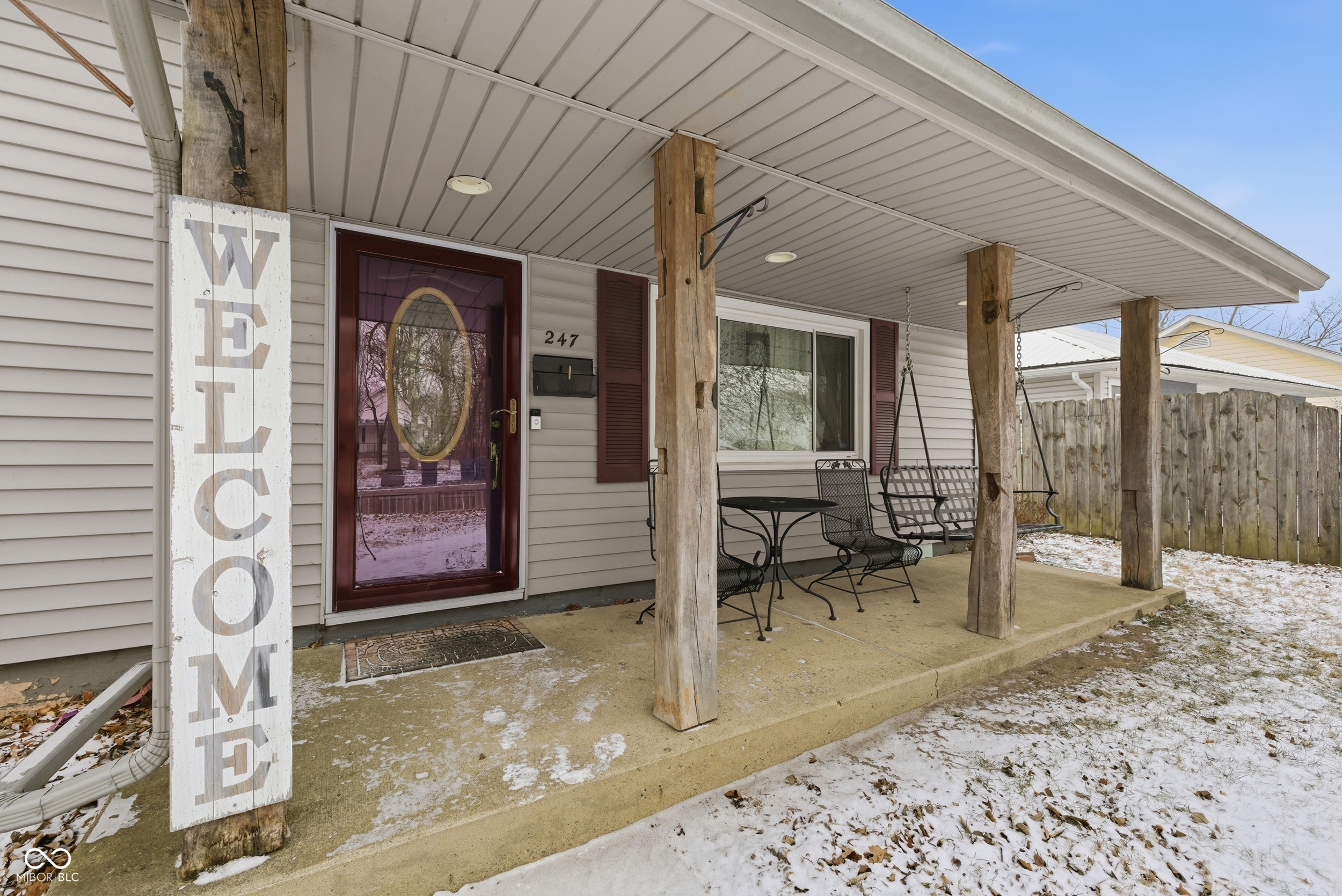 247 East Plum Street Anderson, IN 46012 - Photo 5 of 29