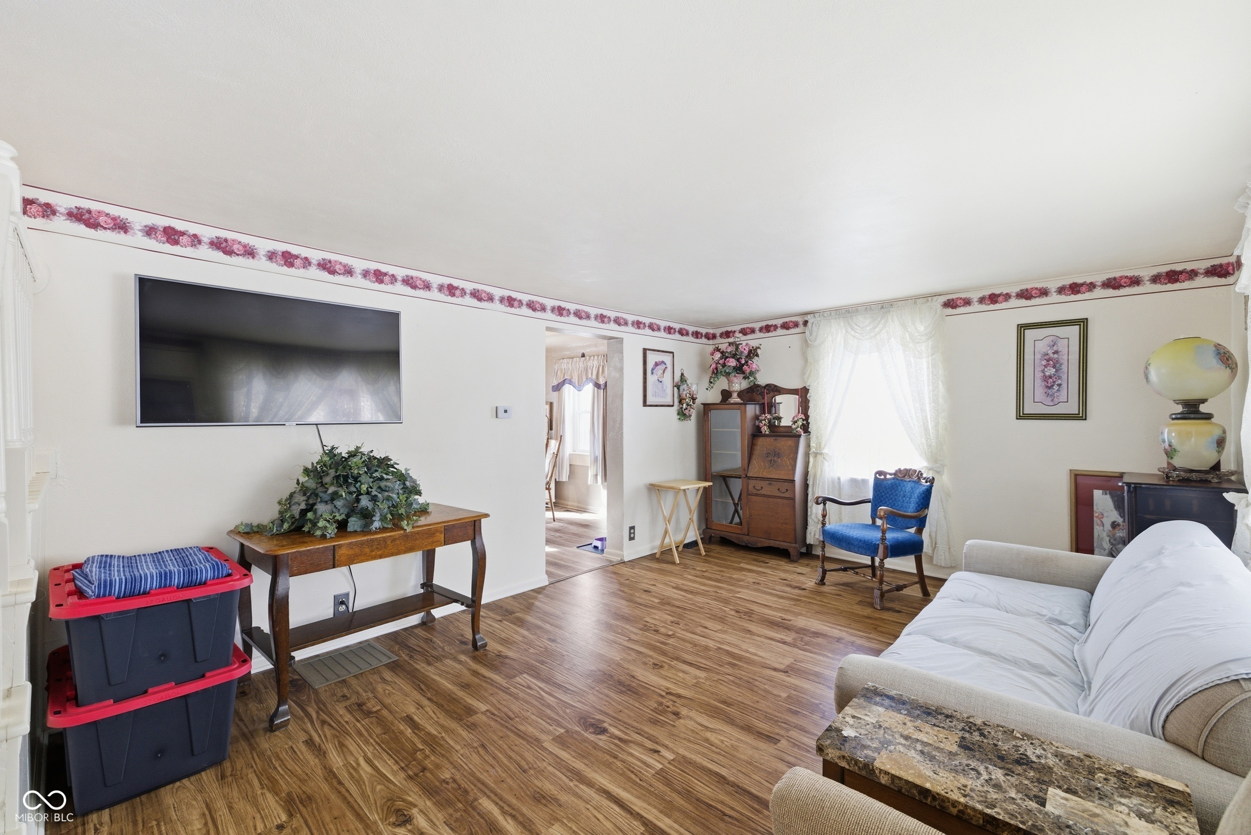 247 East Plum Street Anderson, IN 46012 - Photo 7 of 29