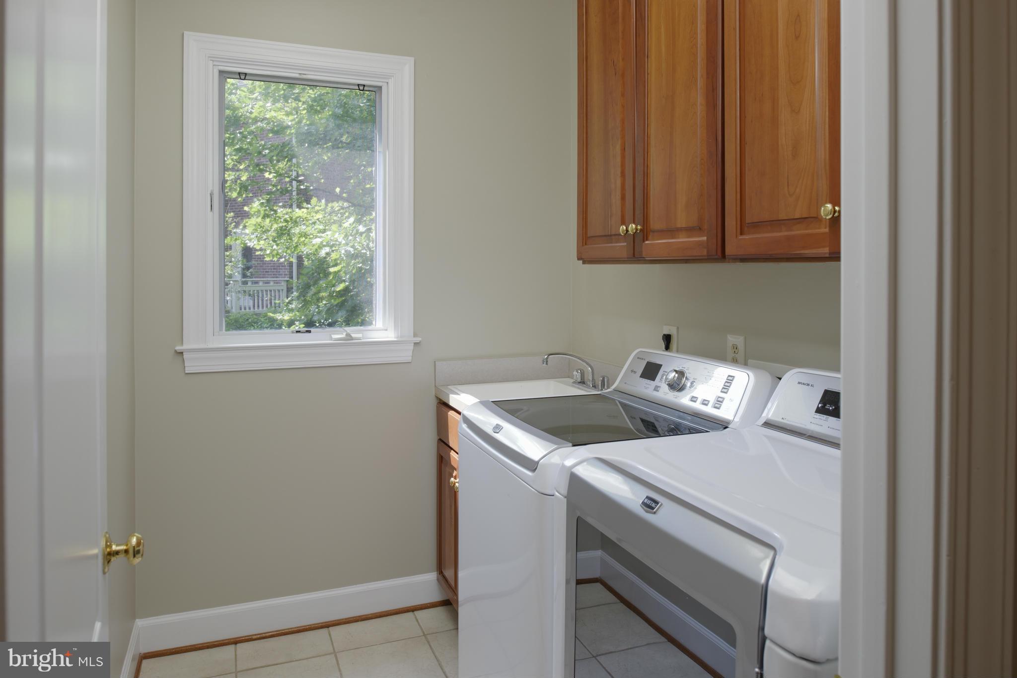 11079 Pelham Manor Place Reston, VA 20194 - Photo 14 of 29 Interior (General)