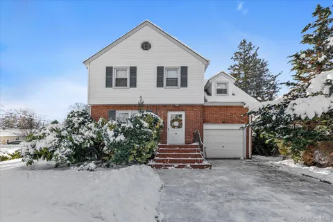 $1,299,000 | 22 Hathaway Drive, Garden City, NY 11530
