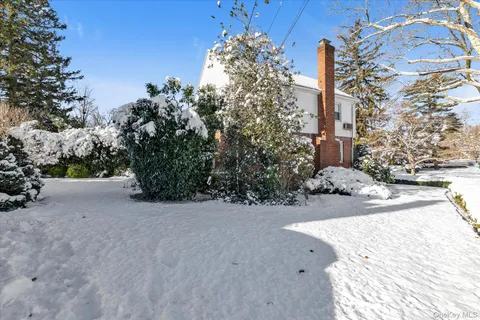 $1,299,000 | 22 Hathaway Drive, Garden City, NY 11530