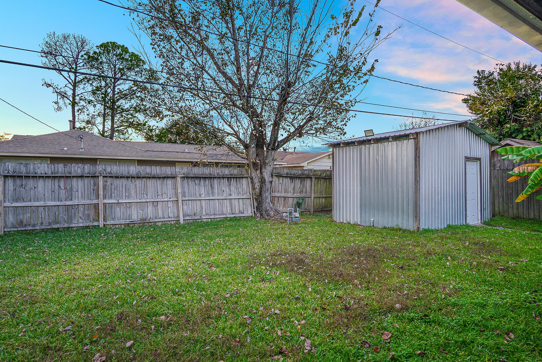 2516 Blueberry Lane Pasadena, TX 77502 - Photo 17 of 19 Backyard