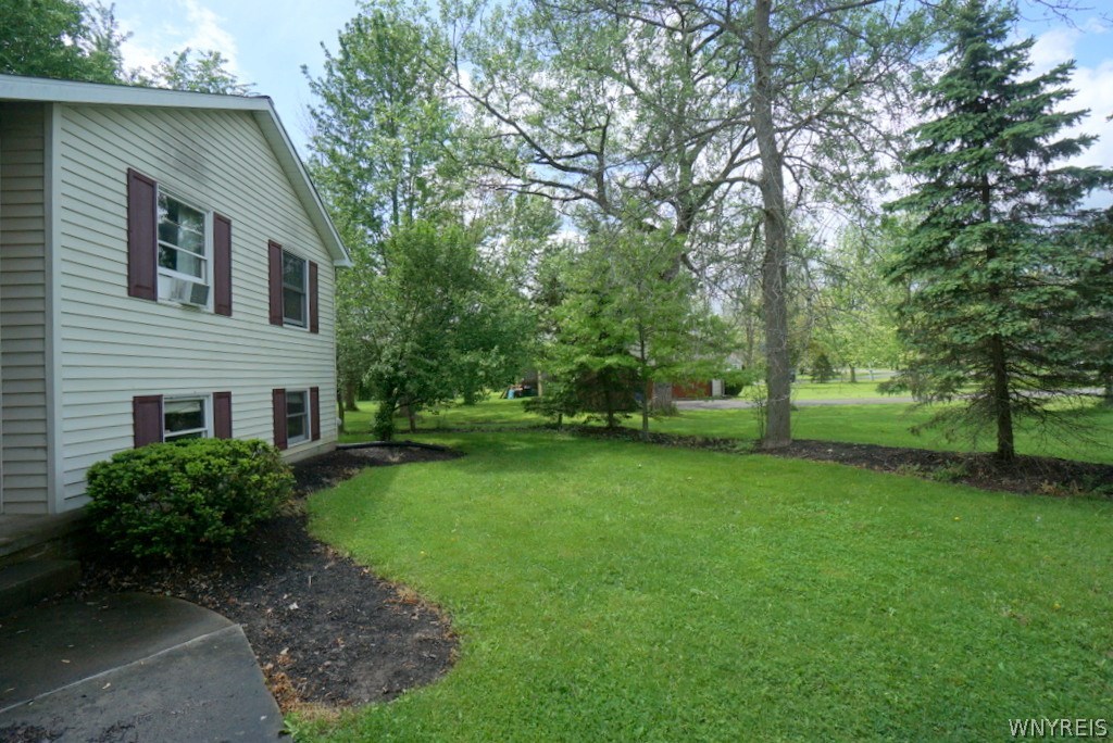 4928 Meyer Road Pendleton, NY 14120 - Photo 1 of 1