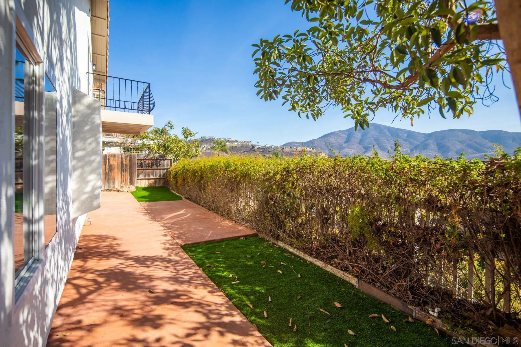 10167 Bluestone Court Spring Valley, CA 91977 - Photo 35 of 49 a view of a pathway with a yard