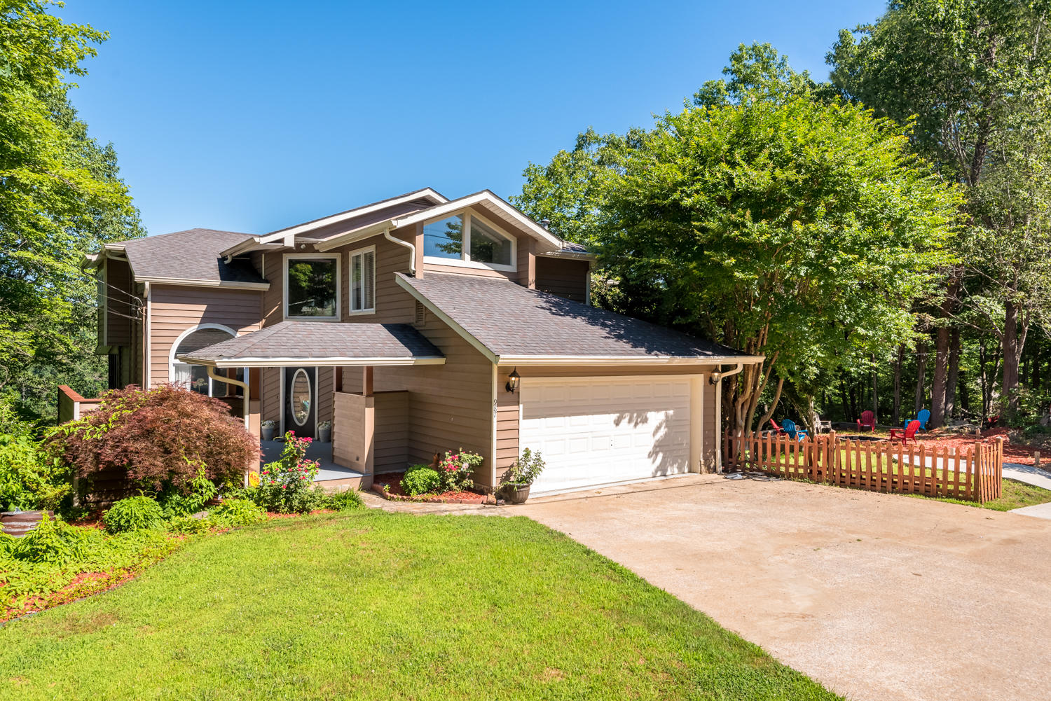 987 Clift Cave Road Soddy Daisy, TN 37379 - Photo 1 of 33 987_Clift_Cave_Dr_01
