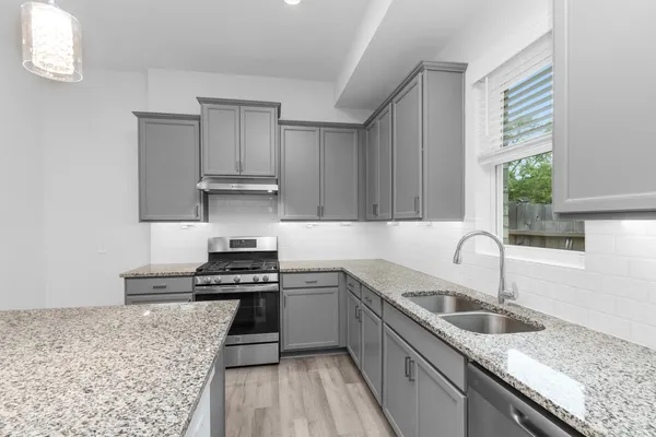 $2,300 | 29019 Pine Forest Drive, Magnolia, TX 77355