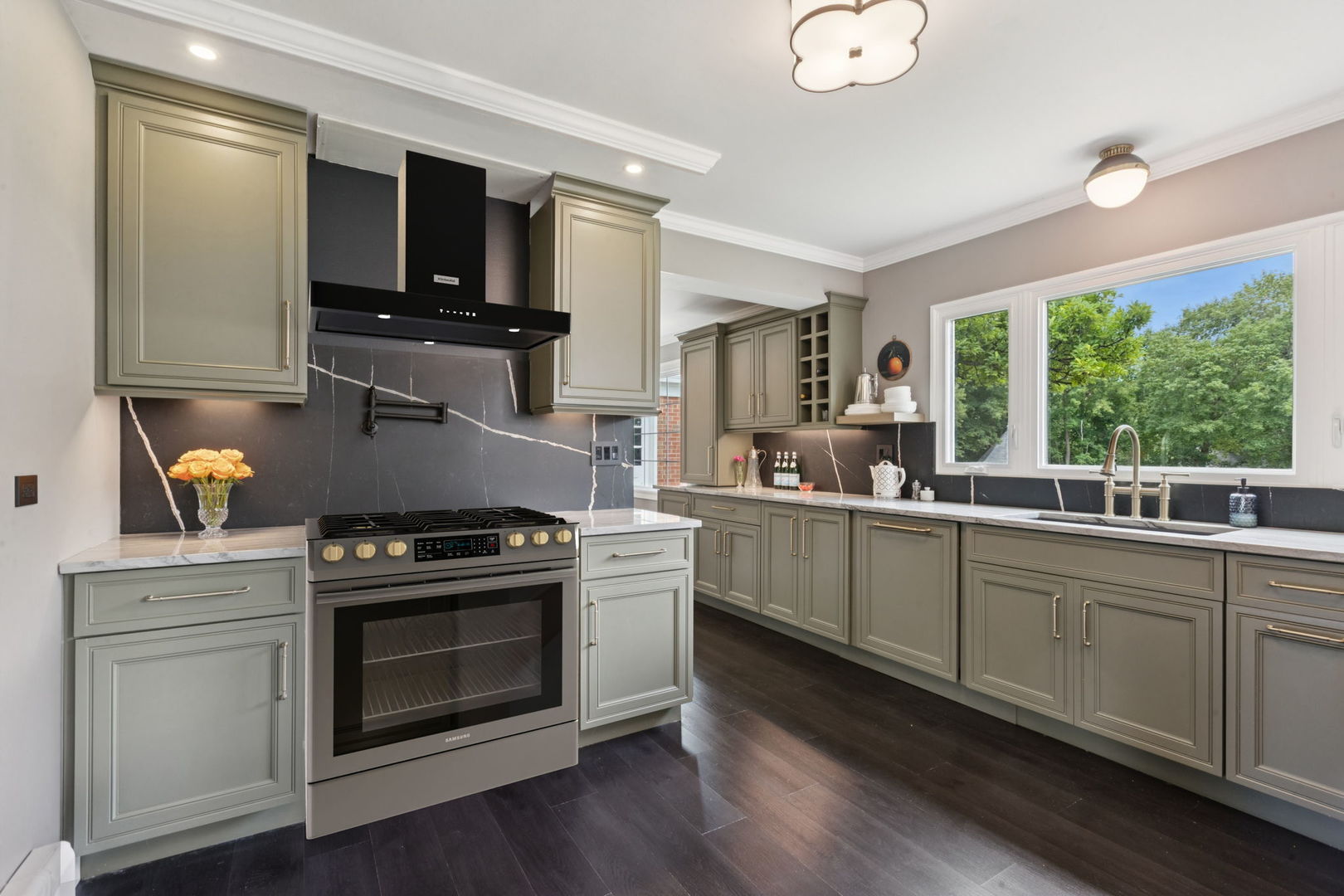 60 Ridge Road Barrington Hills, IL 60010 - Photo 24 of 70 a kitchen with a stove a sink and a microwave