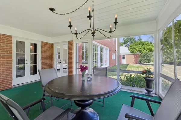 $1,198,000 | 60 Ridge Road, Barrington Hills, IL 60010