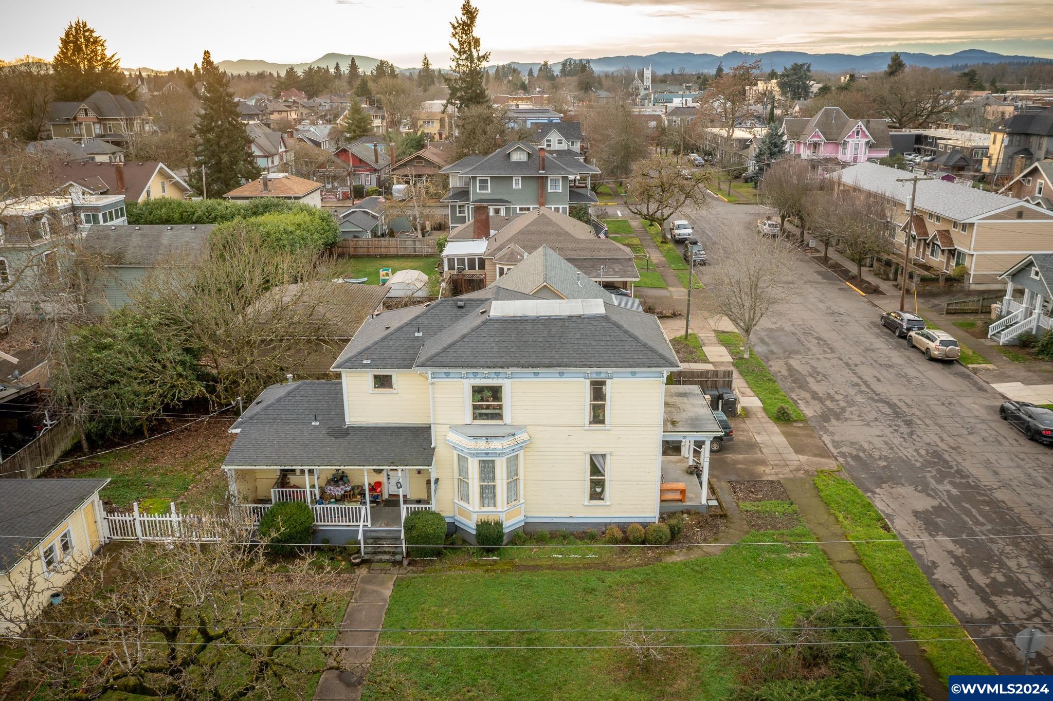 338 6th Avenue Southwest Albany, OR 97321 - Photo 14 of 41