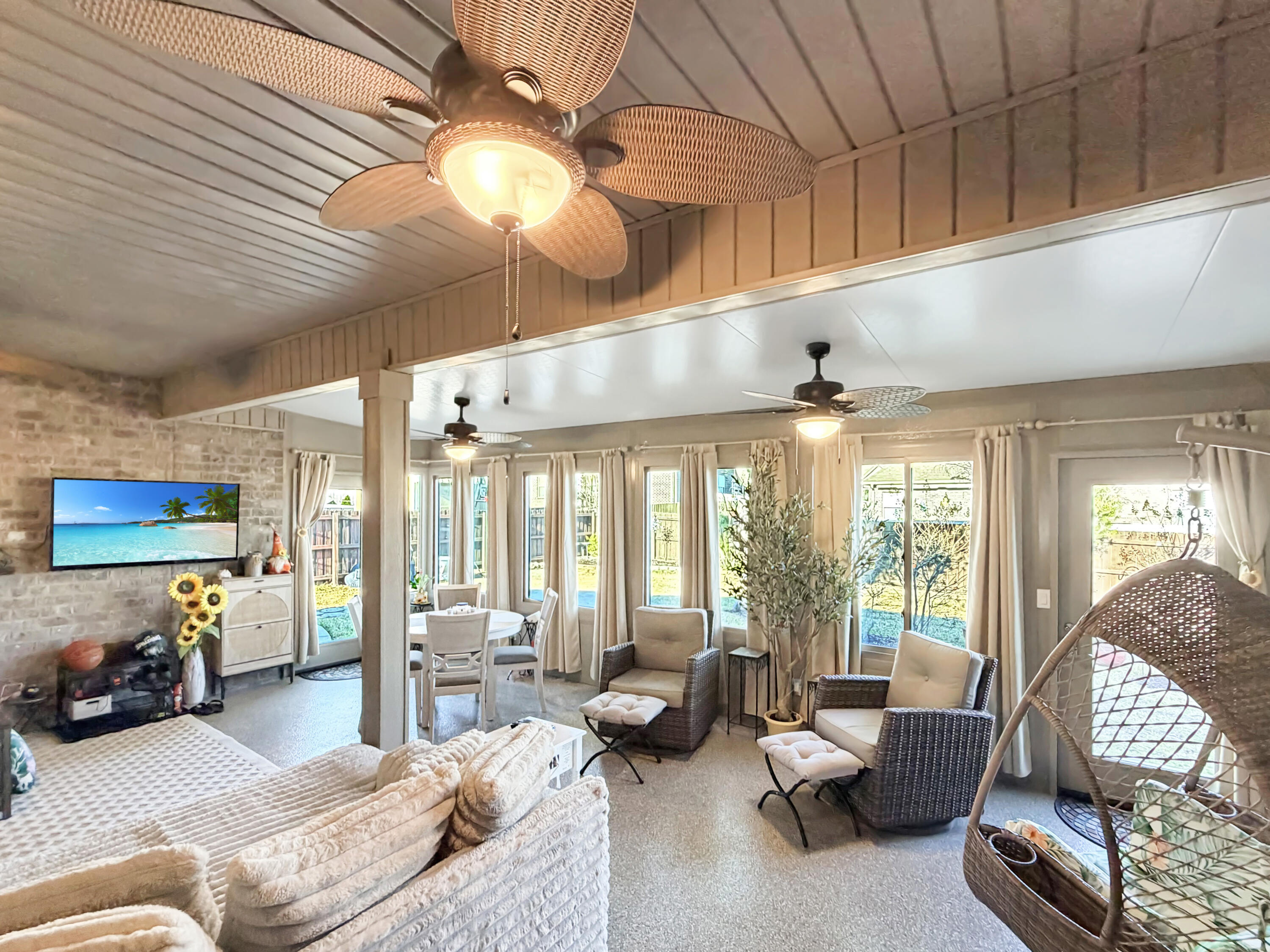 404 Wych Circle Crestview, FL 32536 - Photo 39 of 58 Florida room