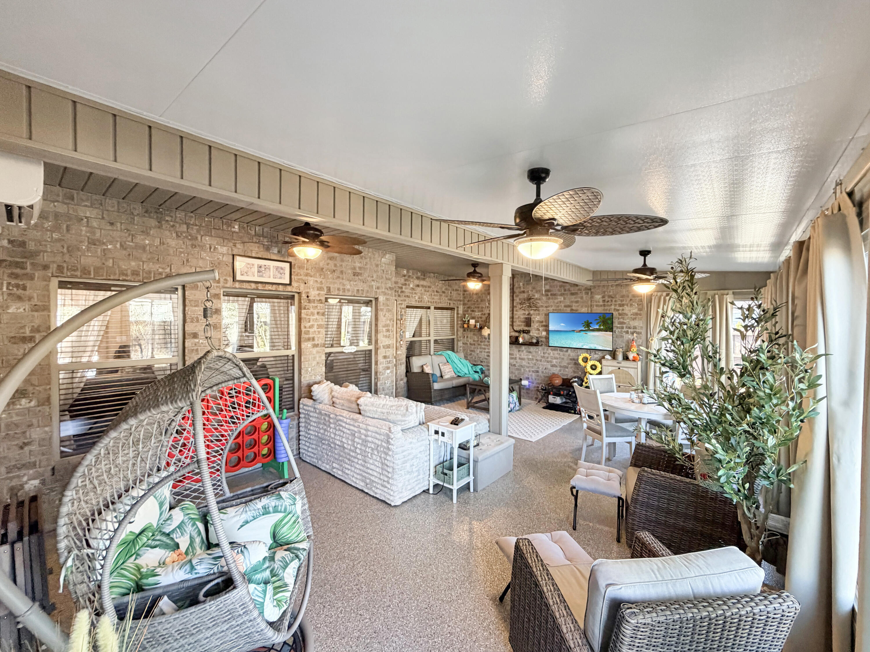 404 Wych Circle Crestview, FL 32536 - Photo 41 of 58 Florida room