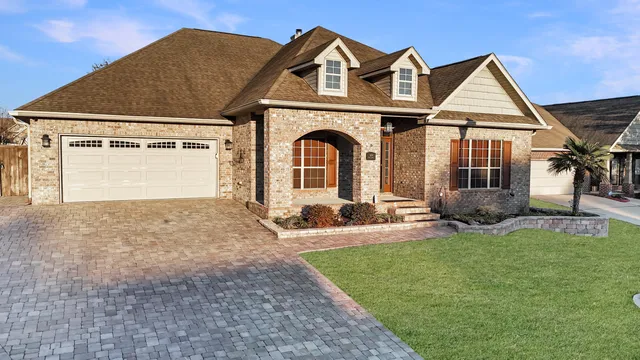 $475,000 | 404 Wych Circle, Crestview, FL 32536