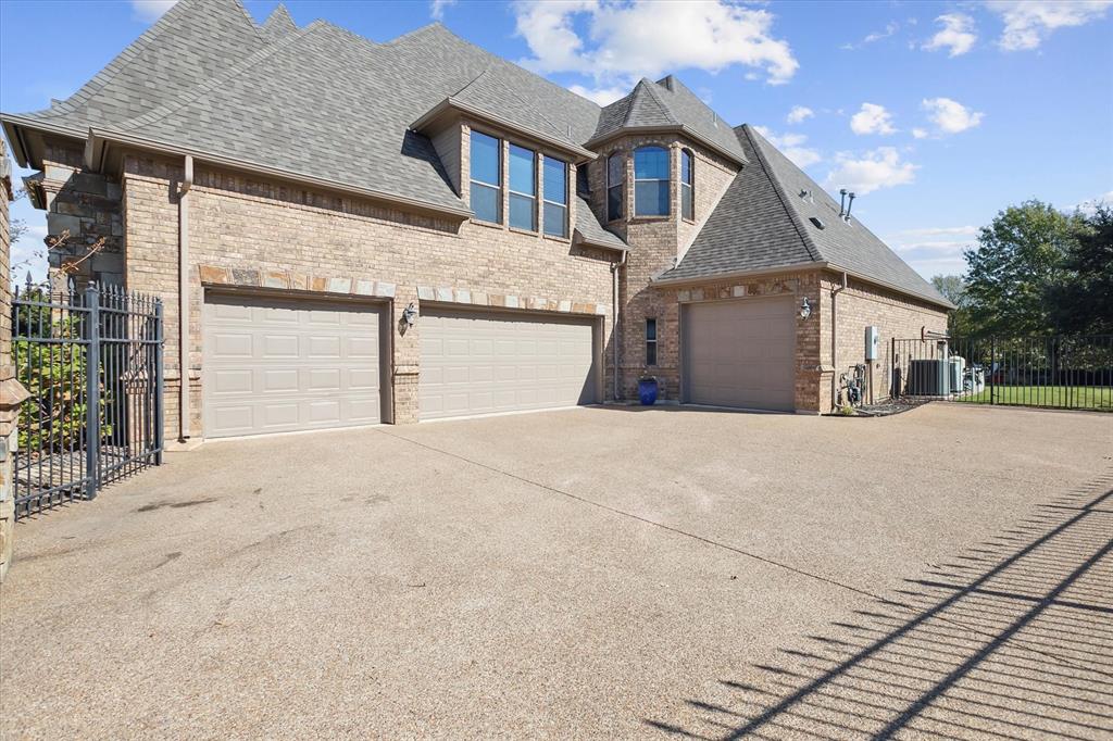 1608 Overlook Terrace Keller, TX 76262 - Photo 31 of 37 4 car garage space
