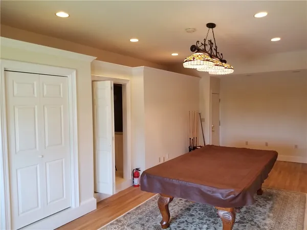 $3,700 | 16 Clearview Avenue, Unit D, Portsmouth, RI 02871