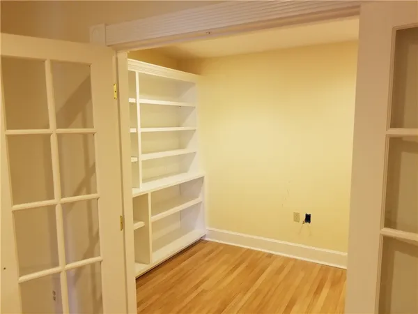 $3,700 | 16 Clearview Avenue, Unit D, Portsmouth, RI 02871