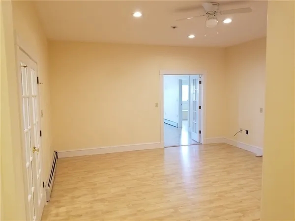 $3,700 | 16 Clearview Avenue, Unit D, Portsmouth, RI 02871