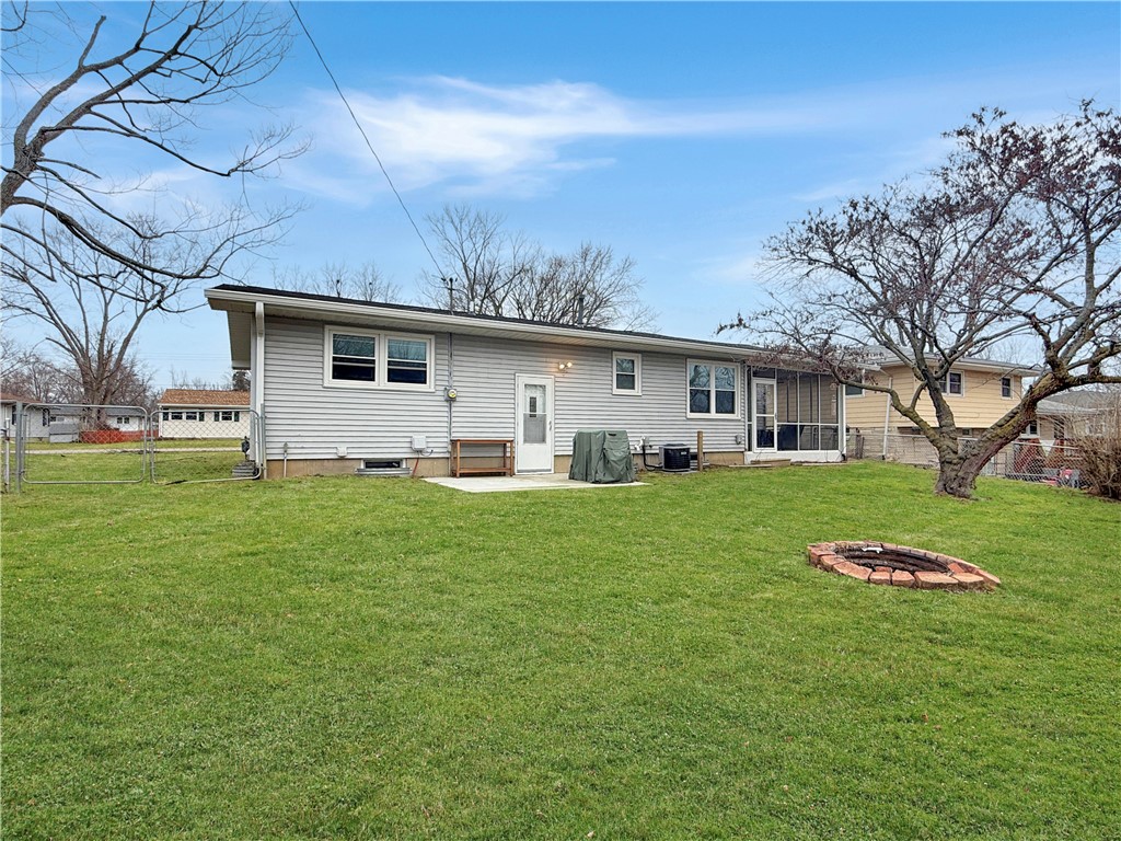 4335 East Du Frain Avenue Decatur, IL 62526 - Photo 21 of 22 Gallery Image 21