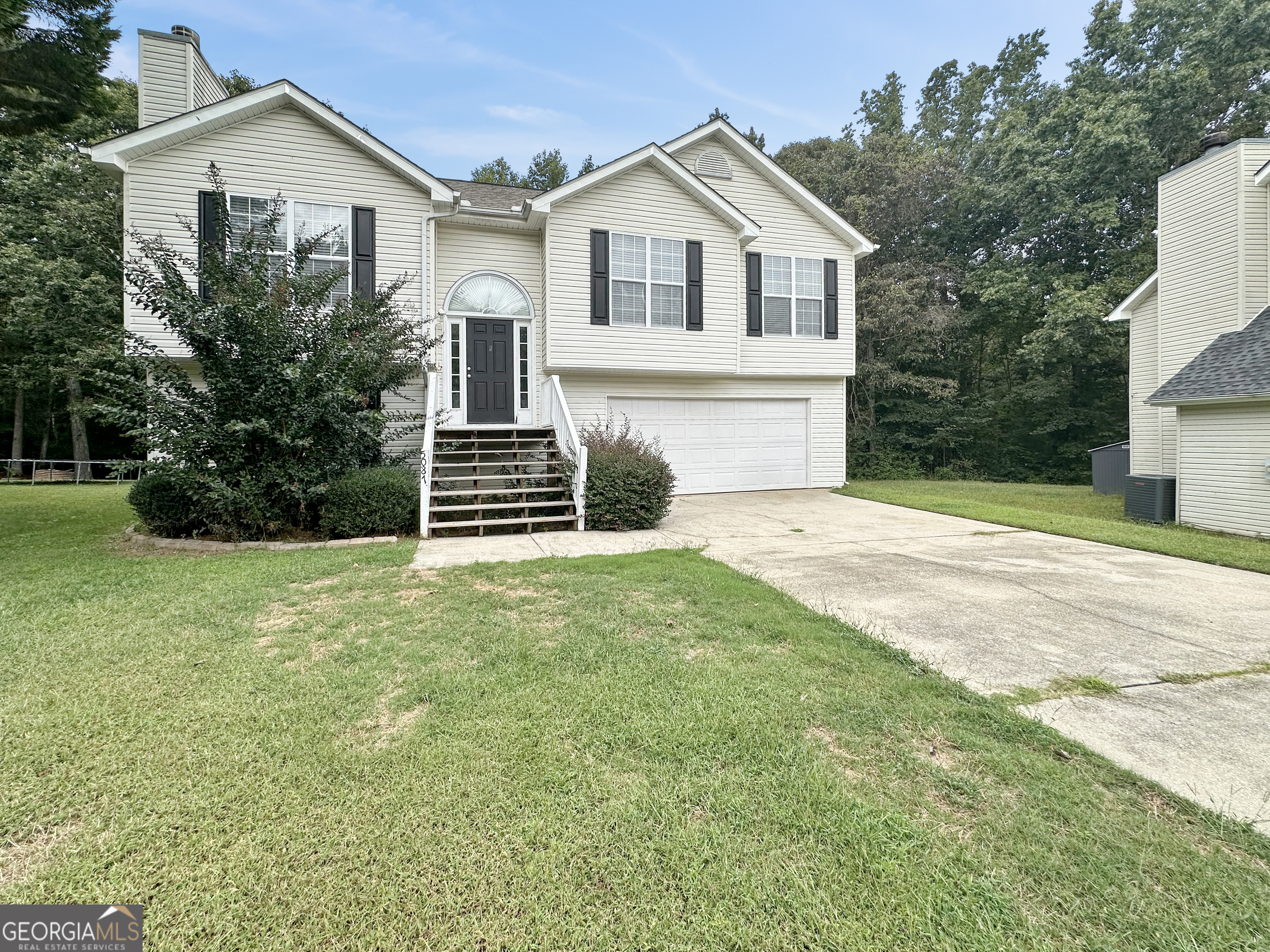 5087 Limerick Lane Flowery Branch, GA 30542 - Photo 2 of 18
