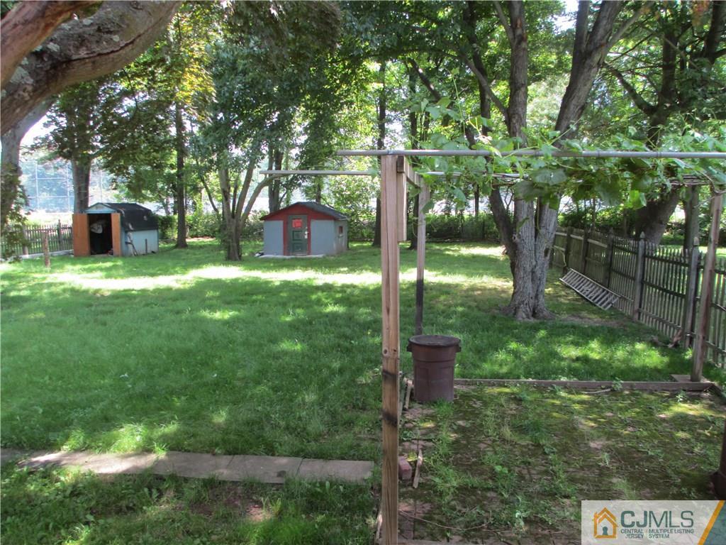 91 Harding Avenue Edison, NJ 08820 - Photo 4 of 18 Gallery Image 4