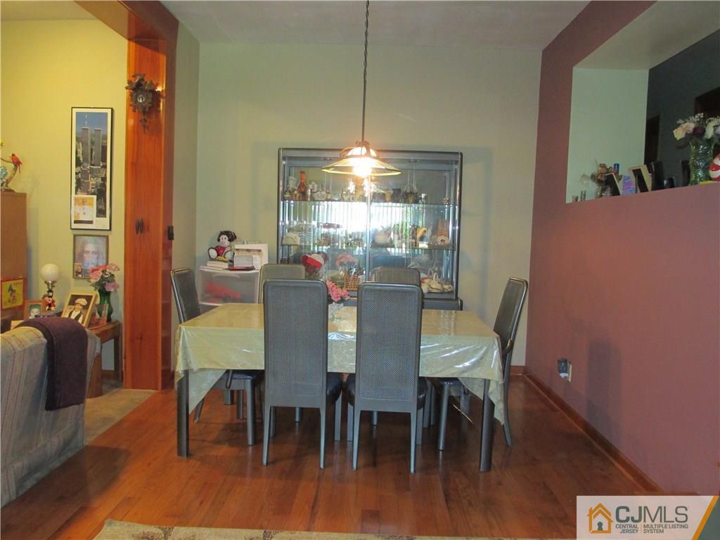 91 Harding Avenue Edison, NJ 08820 - Photo 10 of 18 Gallery Image 10
