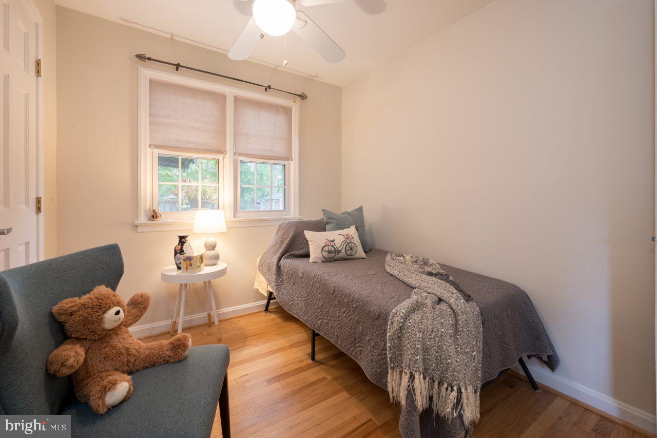 8007 Jackson Road Alexandria, VA 22308 - Photo 24 of 49 Room for a double or queen size bed.