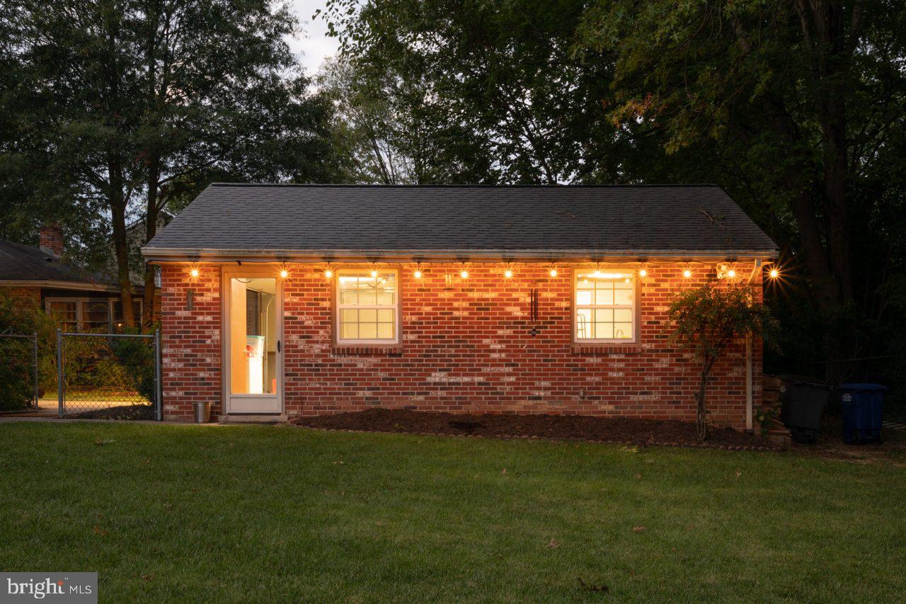 8007 Jackson Road Alexandria, VA 22308 - Photo 44 of 49 Even the garage has outdoor lights...