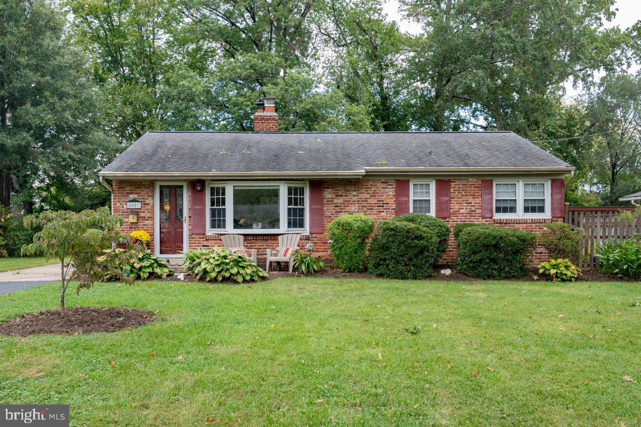 8007 Jackson Road Alexandria, VA 22308 - Photo 47 of 49 One-level living at it's best.