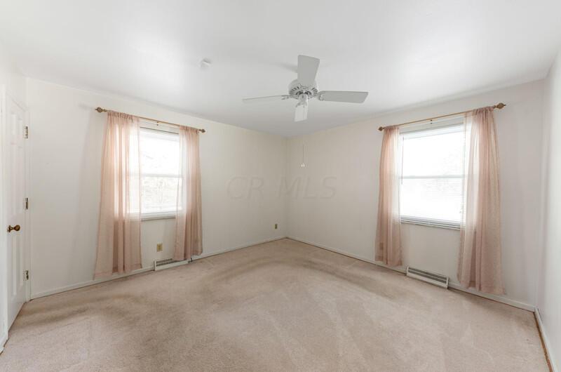 909 Critchfield Road Columbus, OH 43213 - Photo 11 of 34 909 Critchfield Rd (18).jpg-vsuniqueid-6