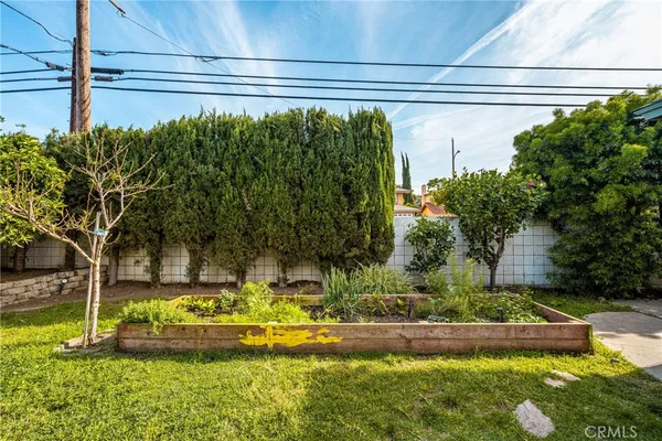 $1,495,000 | 909 North Cleveland Street, Orange, CA 92867
