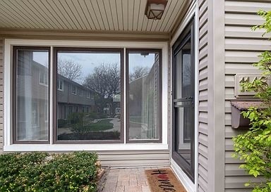 1148 Meadow Road, Unit 1148 Northbrook, IL 60062 - Photo 2 of 13