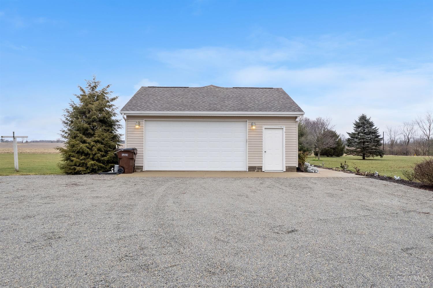 828 Gumley Road Blanchester, OH 45107 - Photo 27 of 32