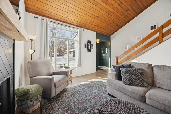 $299,900 | 1422 Northway Court, St. Cloud, MN 56303