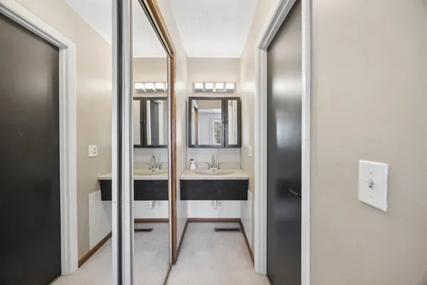 $299,900 | 1422 Northway Court, St. Cloud, MN 56303