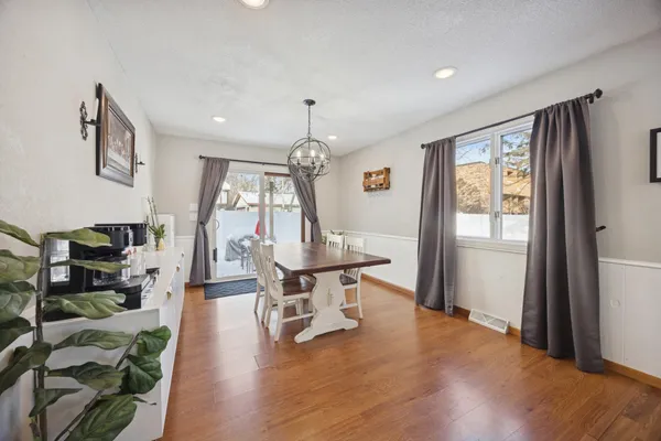 $299,900 | 1422 Northway Court, St. Cloud, MN 56303