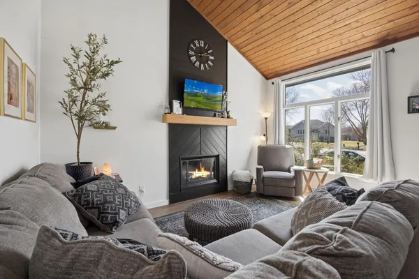 $299,900 | 1422 Northway Court, St. Cloud, MN 56303