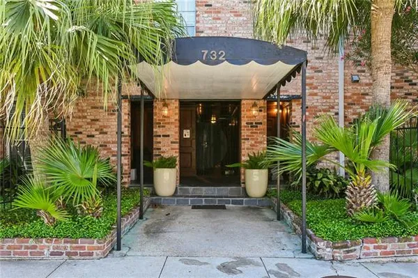 $225,000 | 732 Cherokee Street, Unit 103, New Orleans, LA 70118