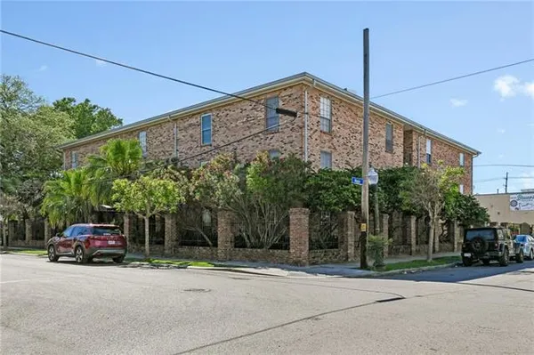$225,000 | 732 Cherokee Street, Unit 103, New Orleans, LA 70118