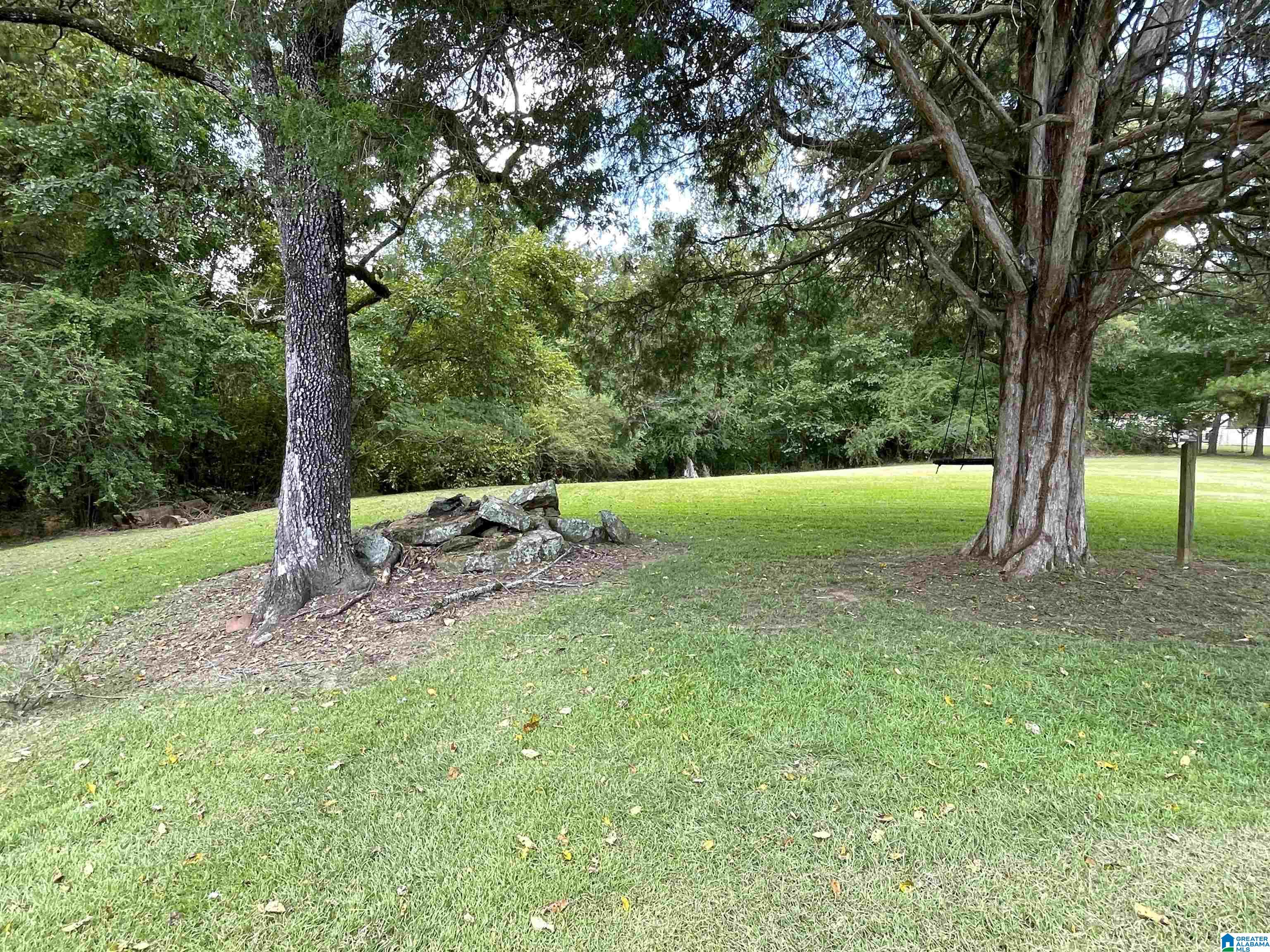 2023 Brookside Coalburg Road Birmingham, AL 35214 - Photo 16 of 51