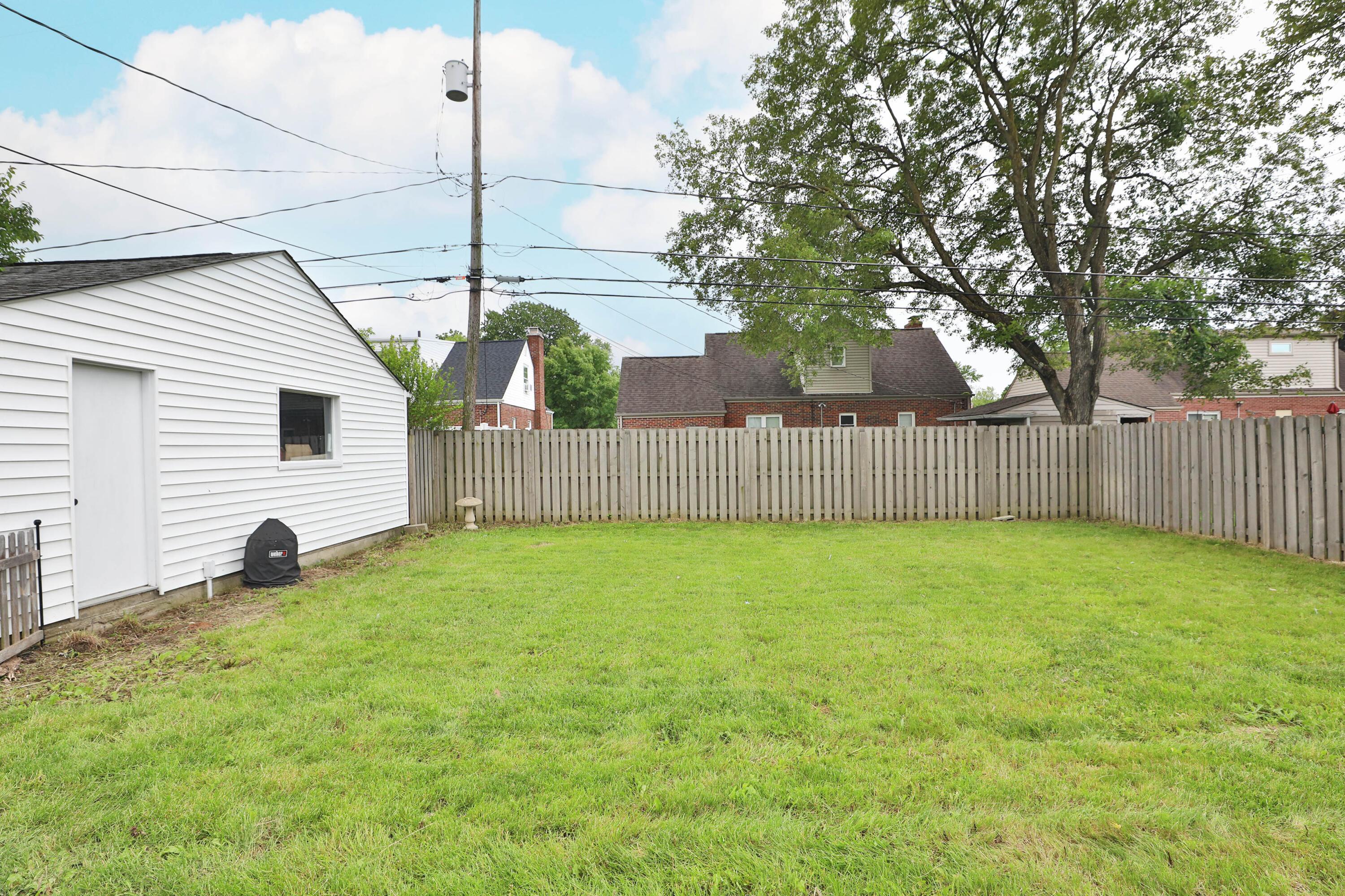2009 Zollinger Road Columbus, OH 43221 - Photo 43 of 45 2009-Zollinger-43