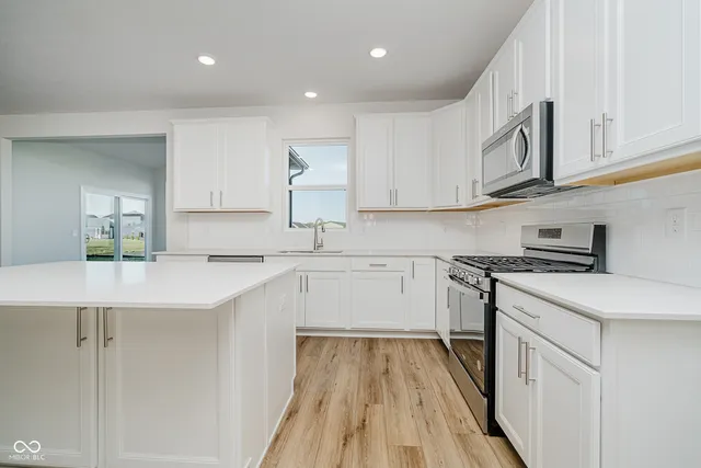 $470,900 | 6353 Stone Side Drive, Plainfield, IN 46168