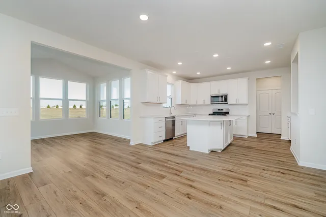 $470,900 | 6353 Stone Side Drive, Plainfield, IN 46168