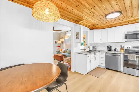 $599,000 | 748 11th Avenue North, St. Petersburg, FL 33701