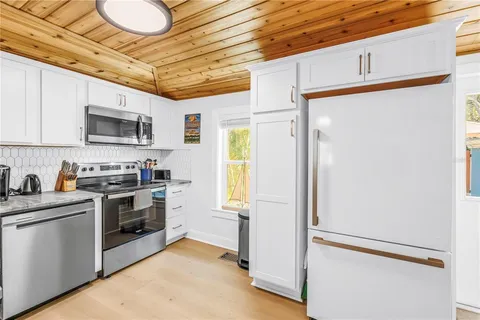 $599,000 | 748 11th Avenue North, St. Petersburg, FL 33701