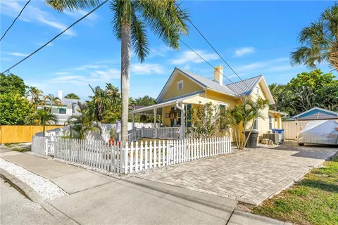 $599,000 | 748 11th Avenue North, St. Petersburg, FL 33701