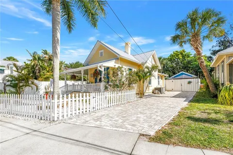$599,000 | 748 11th Avenue North, St. Petersburg, FL 33701