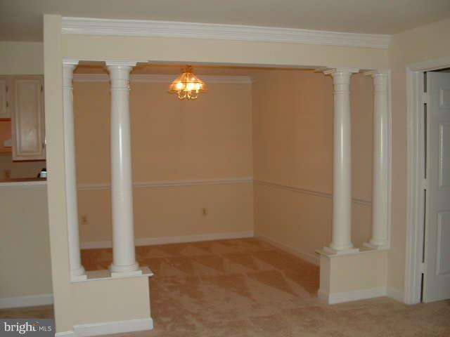 6832 Hayley Ridge Way, Unit L Baltimore, MD 21209 - Photo 4 of 11 Dining Room