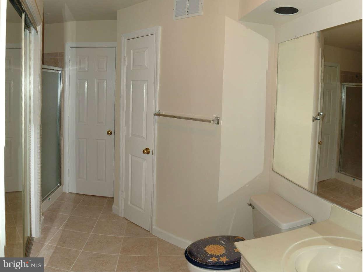6832 Hayley Ridge Way, Unit L Baltimore, MD 21209 - Photo 6 of 11 Bath