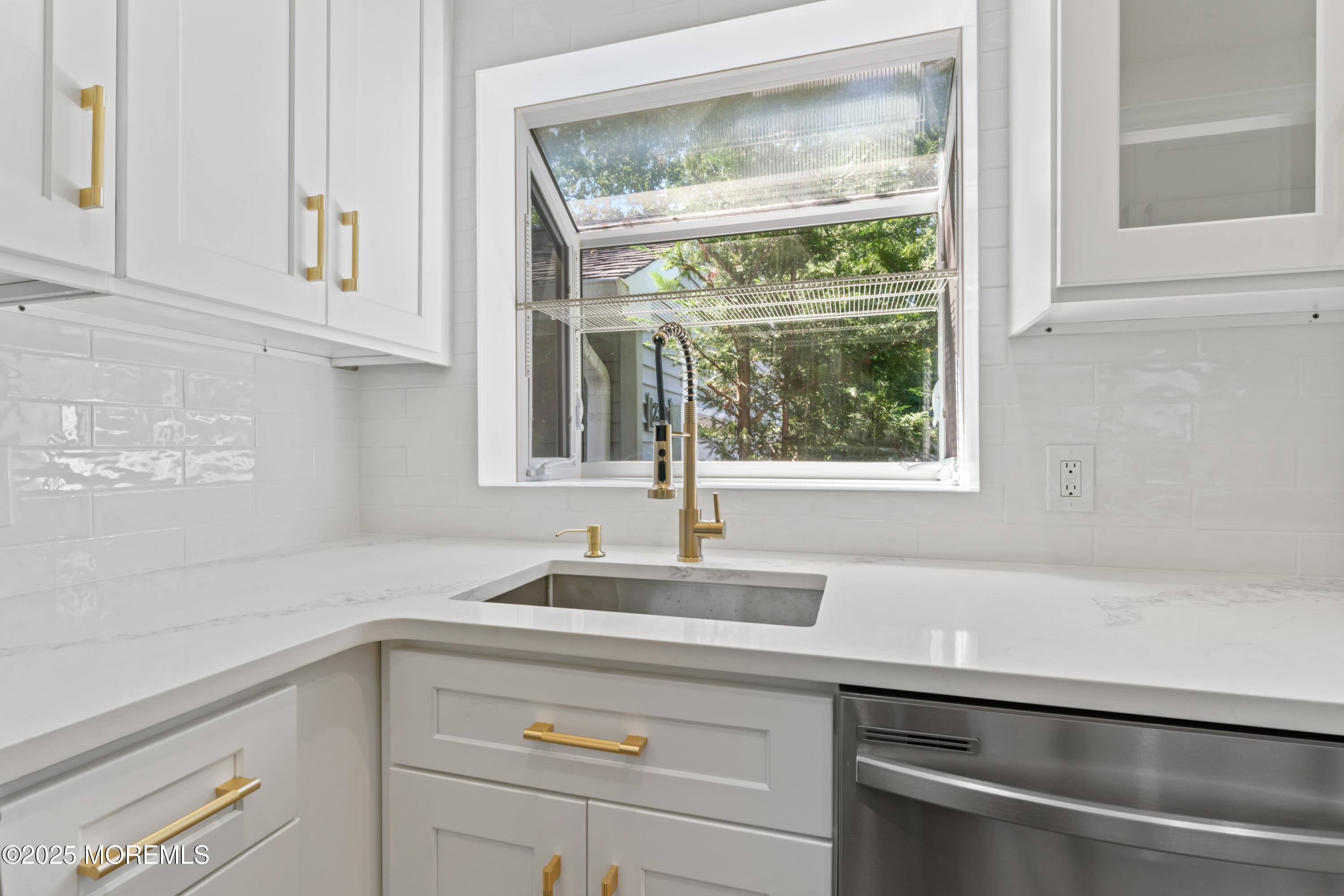 23 Mulberry Court, Unit D Brielle, NJ 08730 - Photo 11 of 40